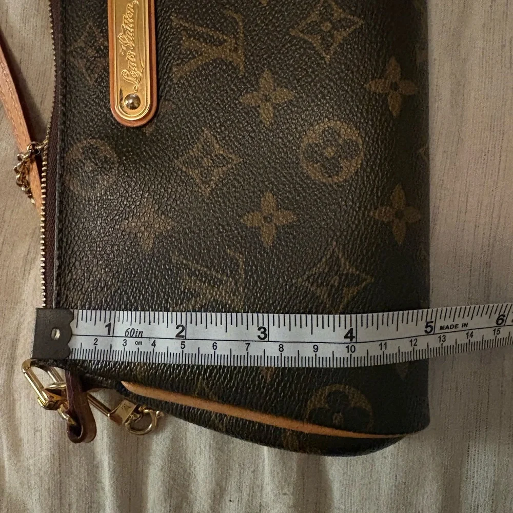 LOUIS VUITTON Monogram Eva Clutch Cross-Body Bag - Picture 6 of 6